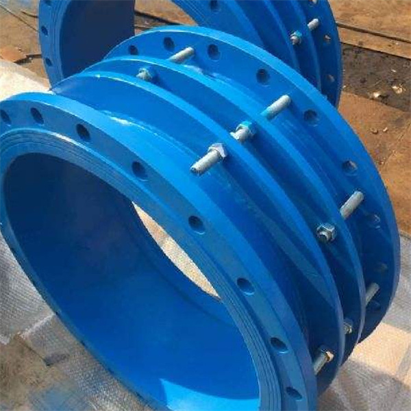 热力管道伸缩器距离多远