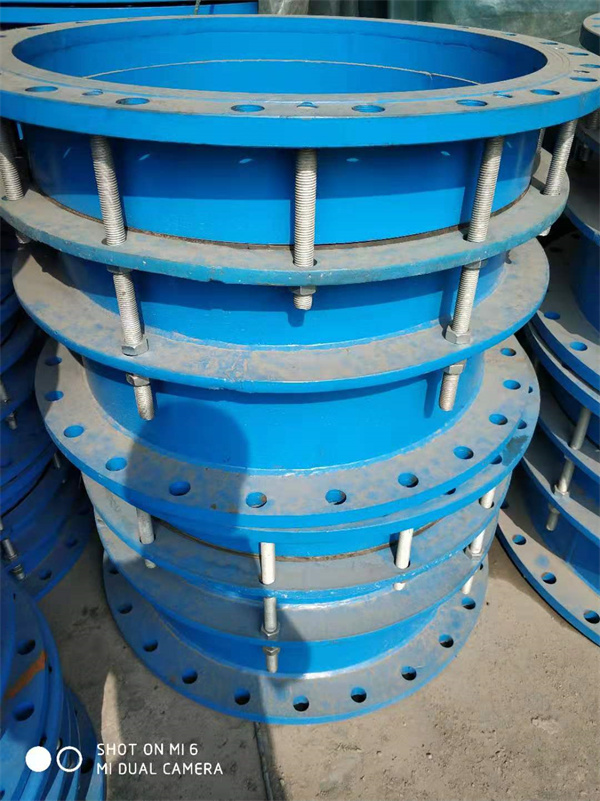 直埋管道伸缩器安装要求