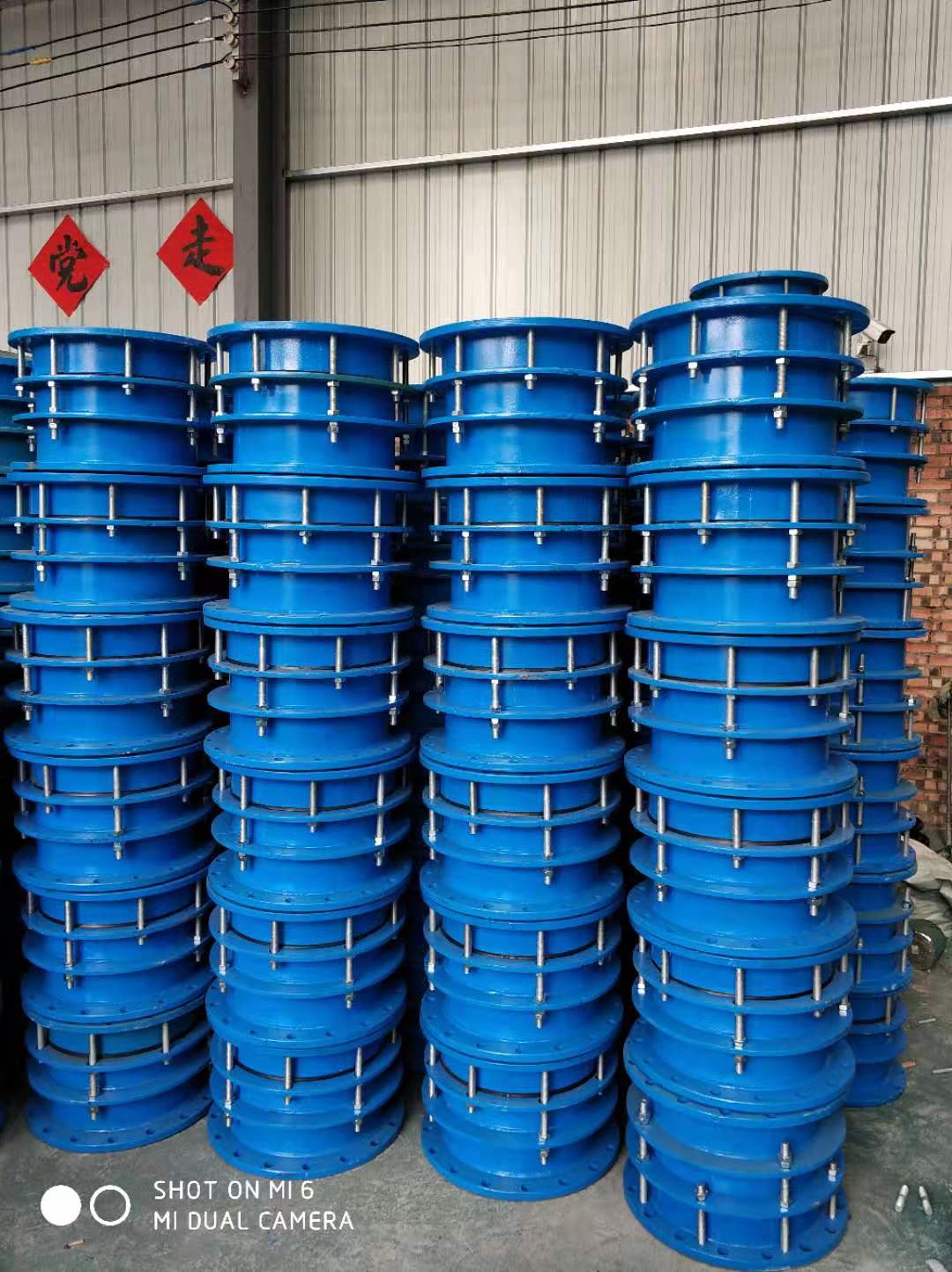 不同材质的双法兰式限位伸缩器，你知道怎么保养吗？