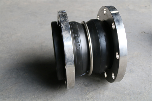 管道上安装的丝扣橡胶接头适合什么使用