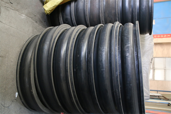 管道上安装的丝扣橡胶接头适合什么使用