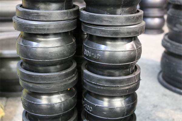 可曲挠橡胶接头安装规范