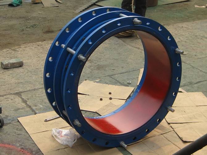 广西管道伸缩器