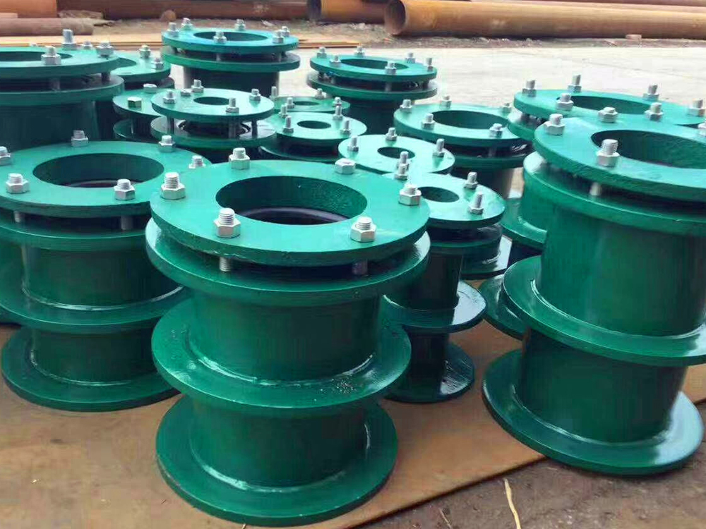 柔性防水套管关键用在民防墙,水池等规定很高的地区