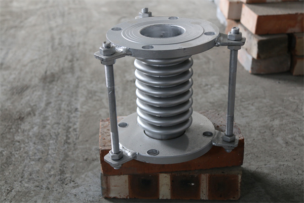 轴向型波纹管补偿器