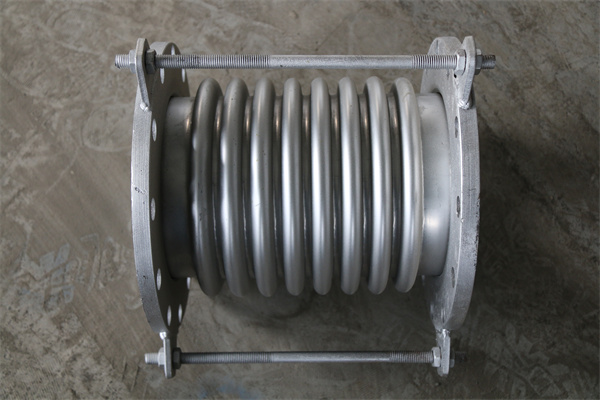 金属波纹补偿器工作原理